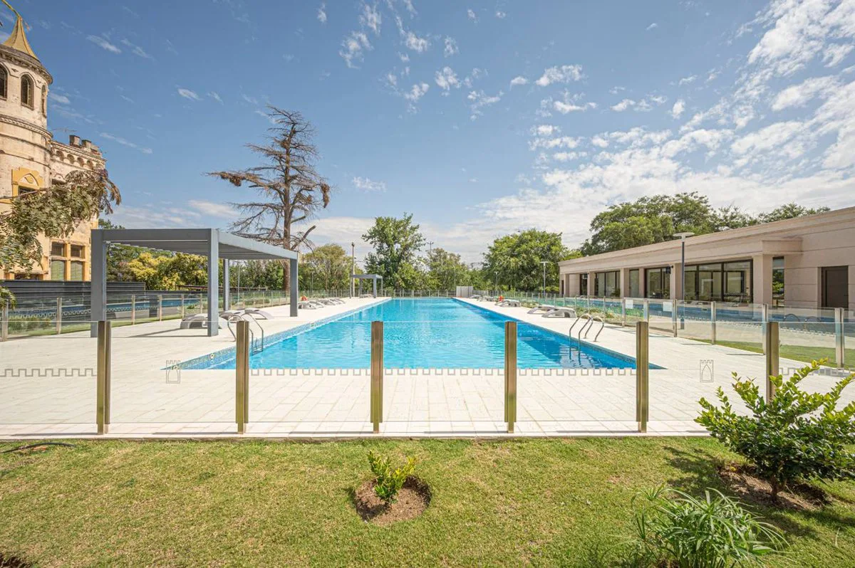 VENTA DPTO 2 DORMI 2 BAÑOS OPERA PARK PISO 12 COCH foto 4