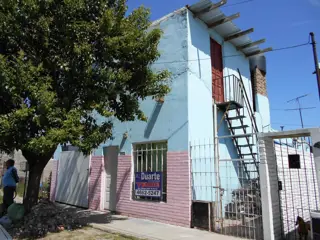 Casa en PH y Departamento en Tesei foto 1