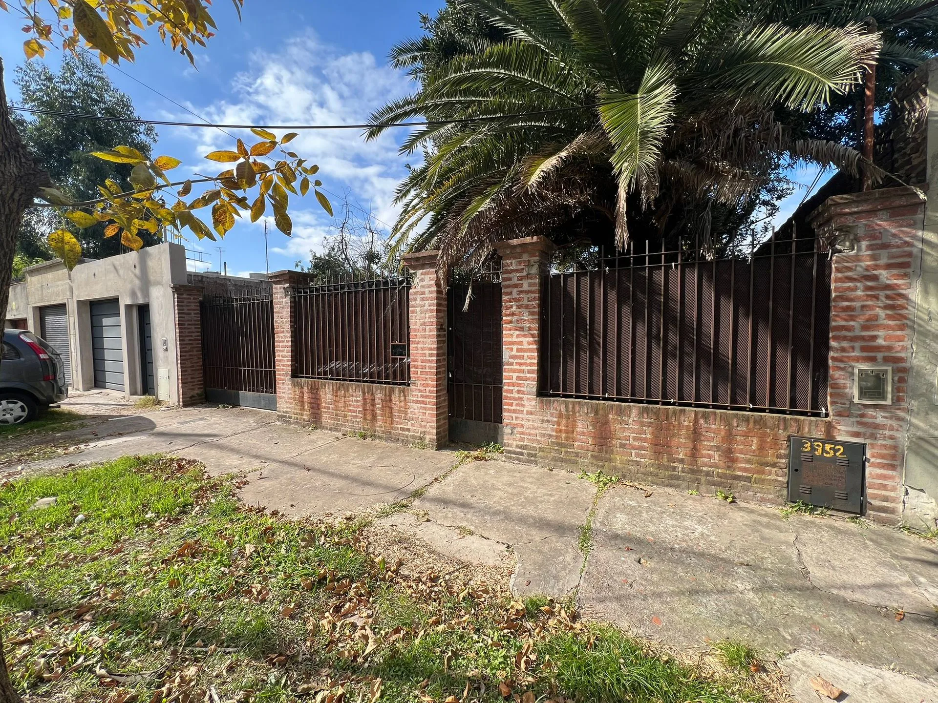 Venta de terreno en Remedios de Escalada foto 3