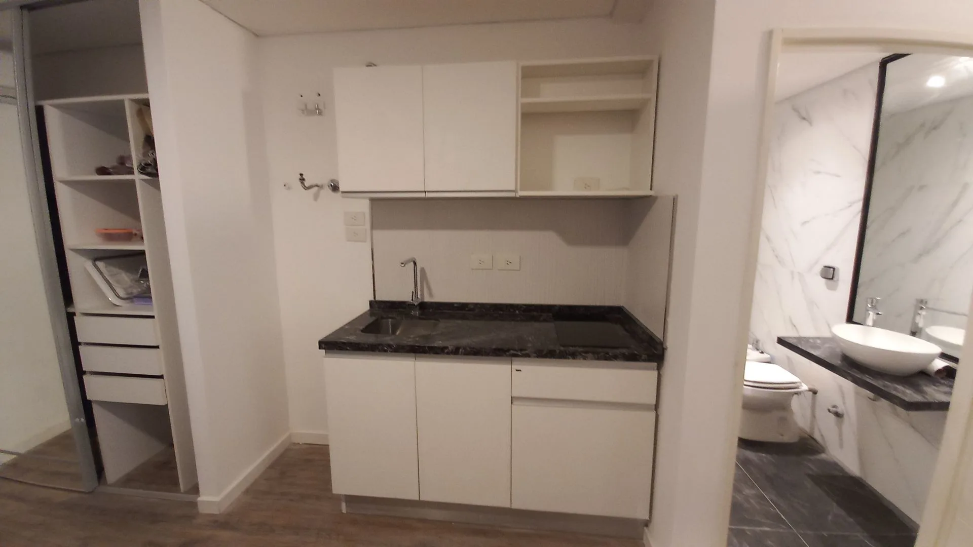 VENTA DOS AMBIENTES  A ESTRENAR / MONSERRAT CABA foto 5