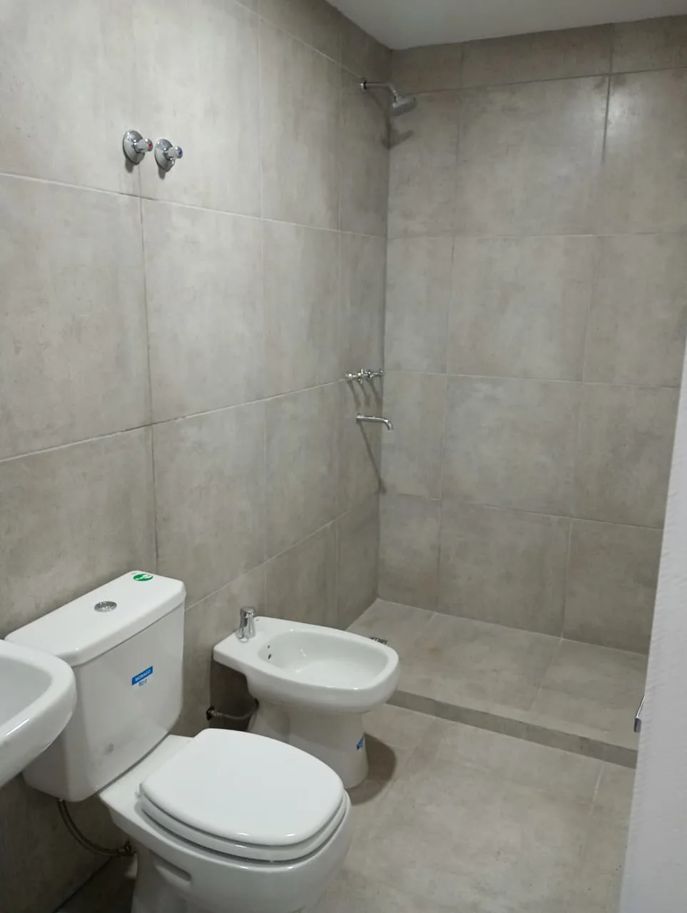 ALQUILER -DEPARTAMENTO – BARRIO NORTE foto 2