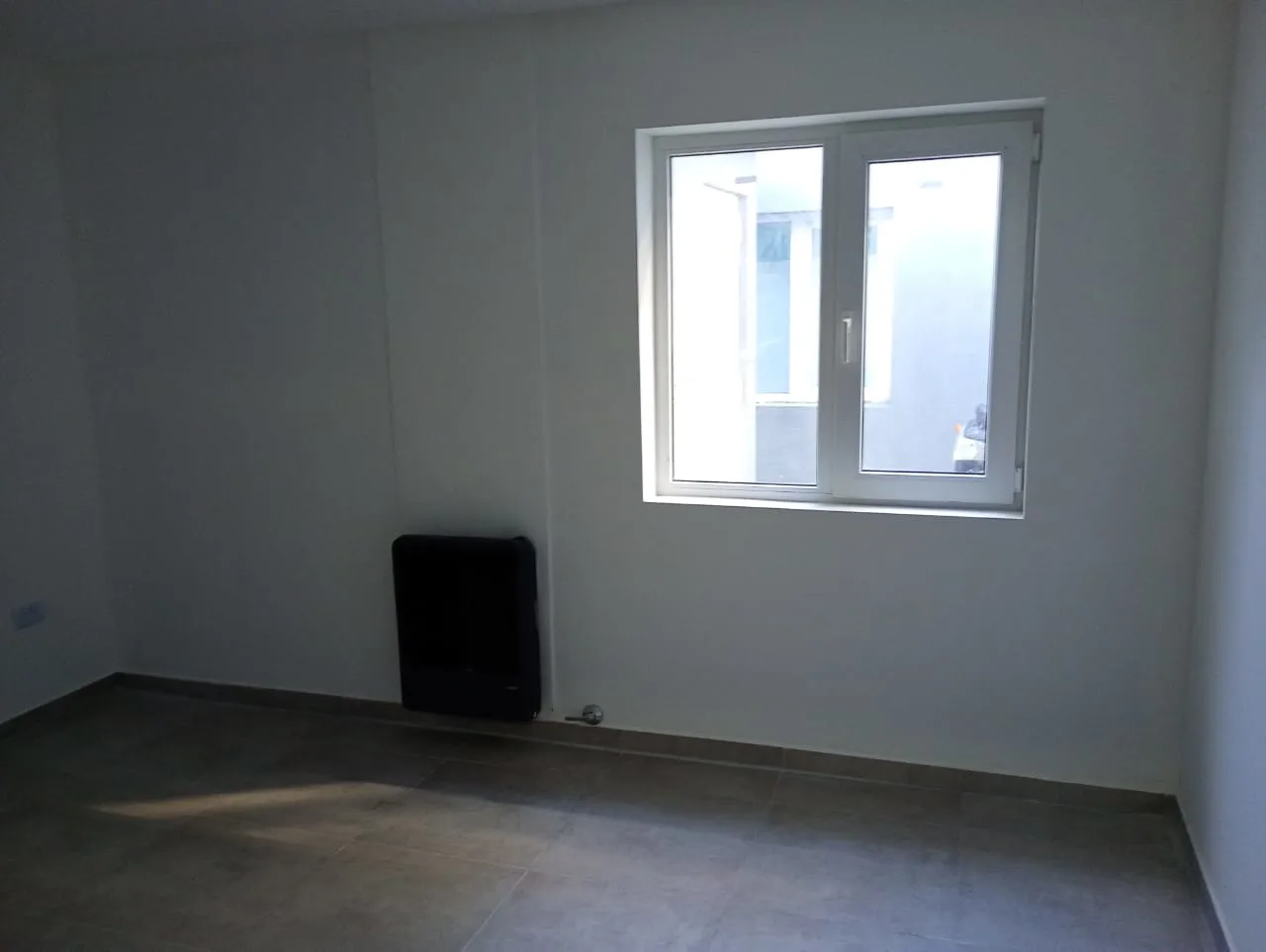 ALQUILER -DEPARTAMENTO – BARRIO NORTE foto 3