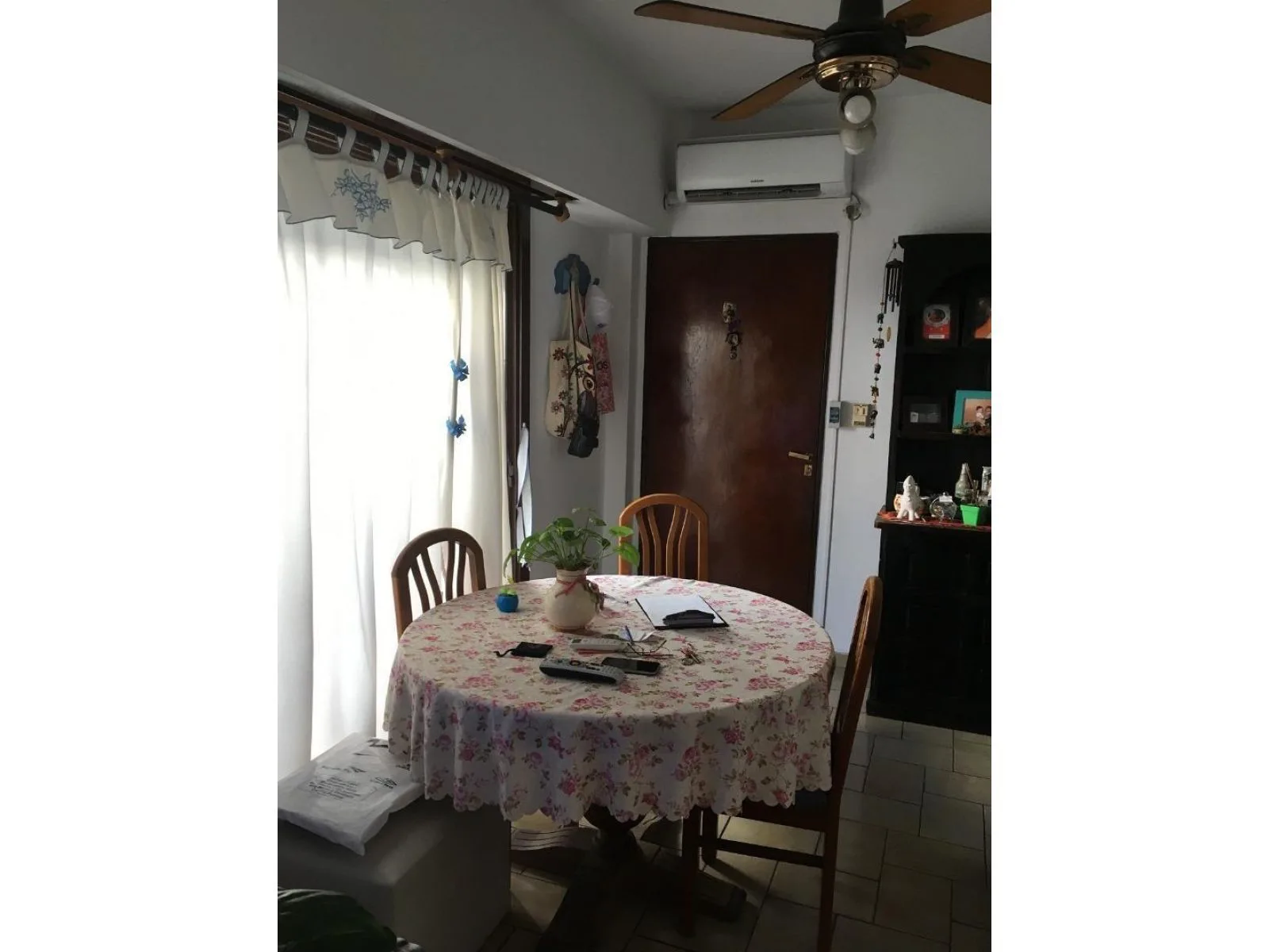 Departamento tipo casa de 3 Ambientes con dos patios descubiertos foto 5