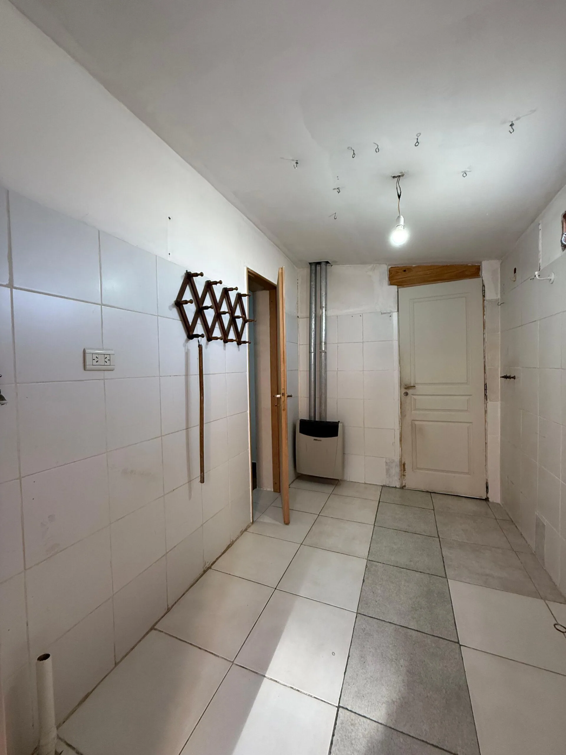 VENTA – CASA + 2 DEPARTAMENTOS – B AGP foto 2