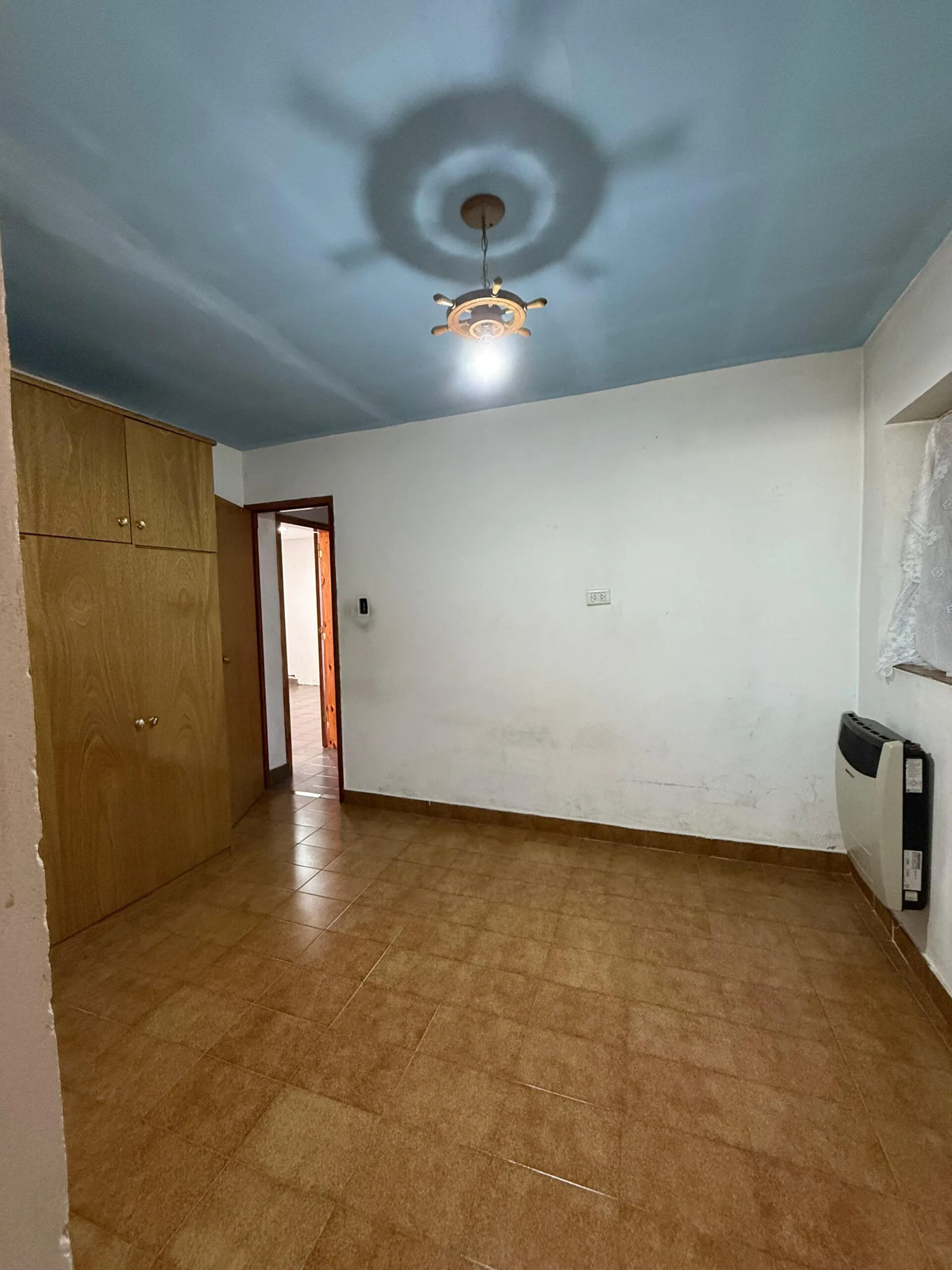 VENTA – CASA + 2 DEPARTAMENTOS – B AGP foto 3