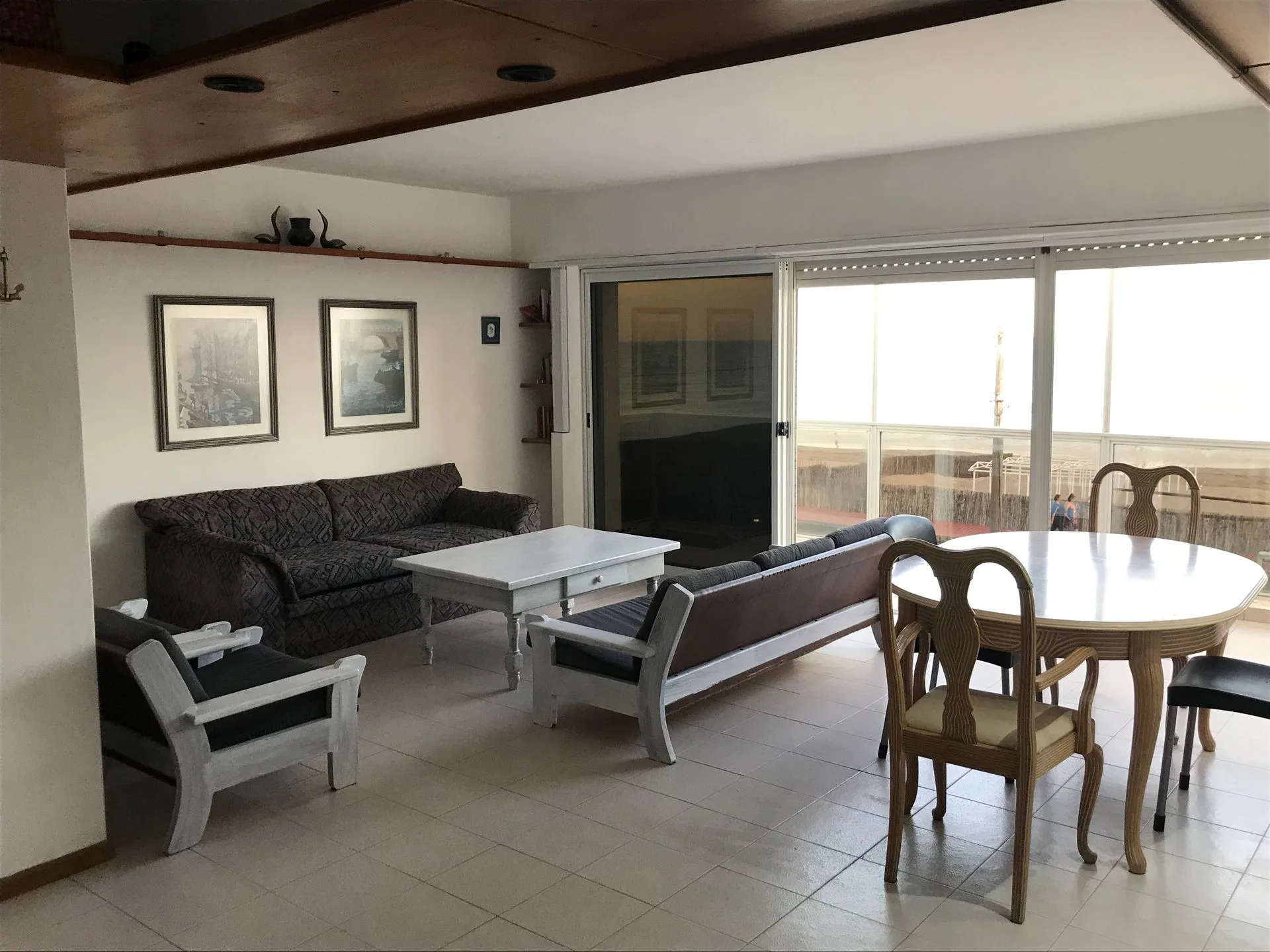 VENTA DE DEPARTAMENTO EN VILLA GESELL VISTA AL MAR foto 4