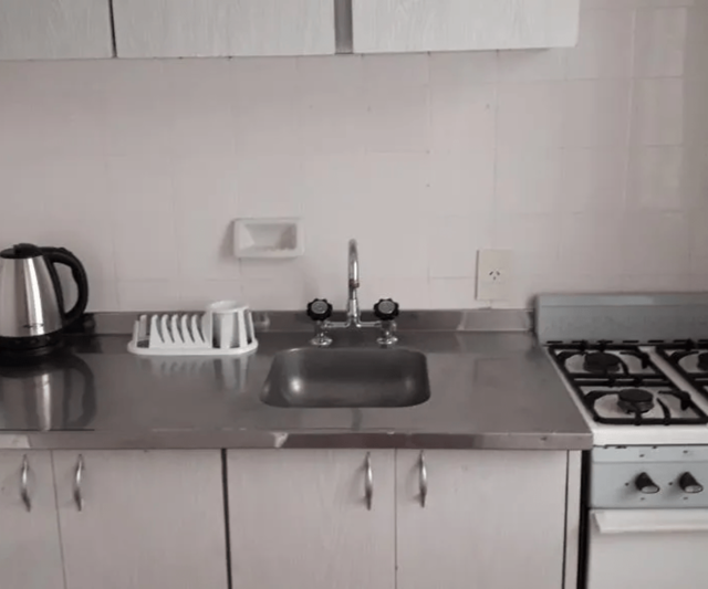 EXCELENTE MONOAMBIENTE, AMPLIO, LUMINOSO Y AMOBLADO