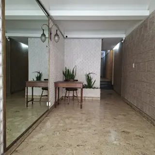 Venta departamento 2 ambientes con patio Caballito foto 3