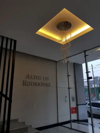 NUEVO PRECIO ¡¡¡ DEPARTAMENTO DE 2 AMBIENTES CON COCHERA EDIFICIO ALTOS GRAL. RODRIGUEZ foto 3