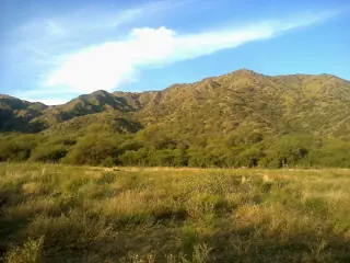 Lotes terrenos - Imperdible inversión al pie de las sierras - Financiación cuotas fijas en $$ entrega $45.000 foto 5