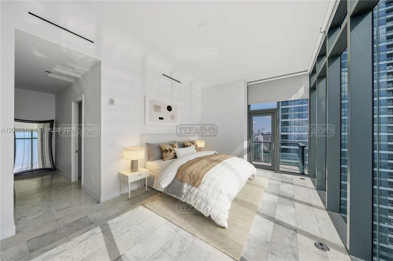 1451 Brickell Ave 1400 foto 3