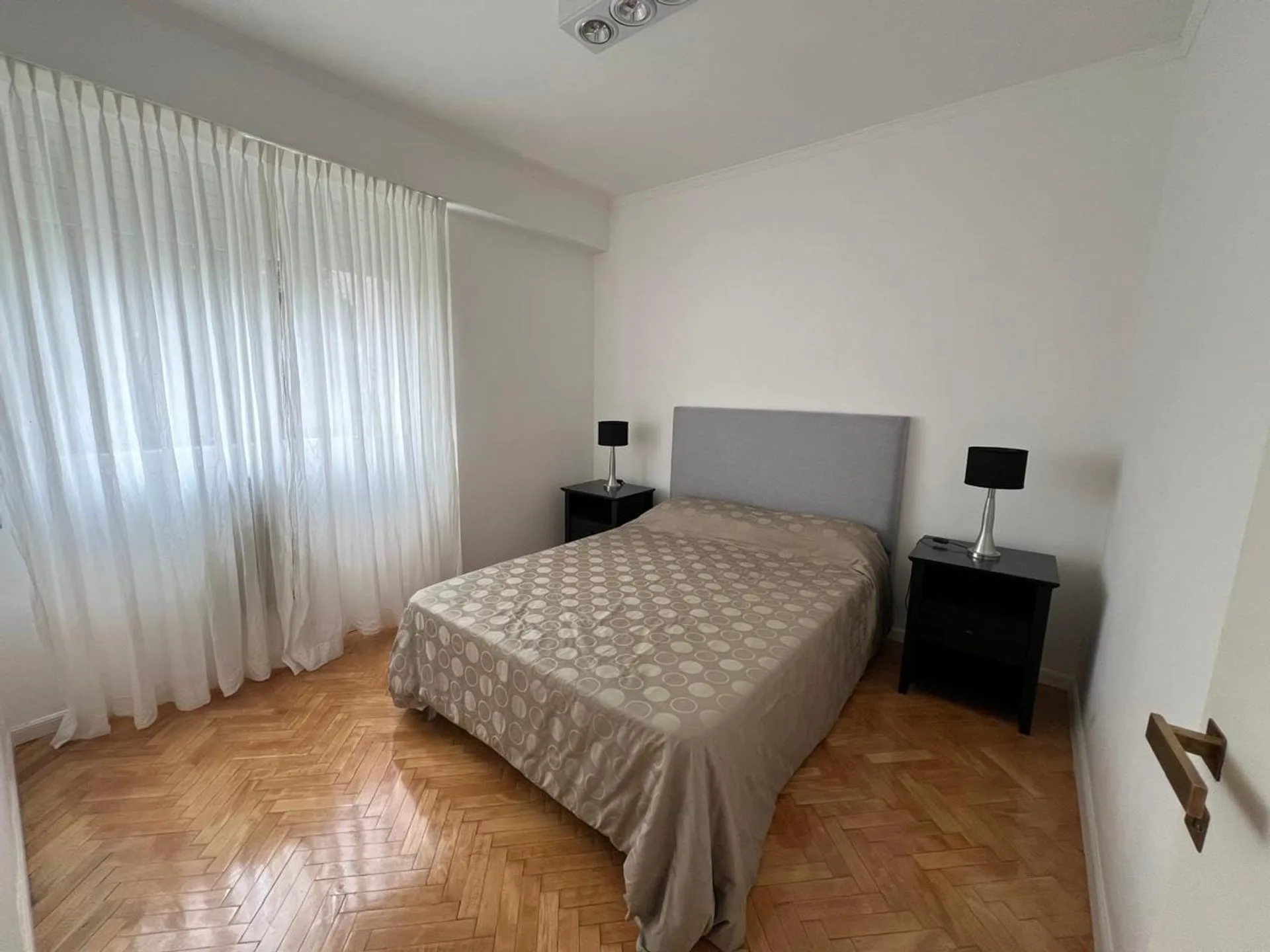 VENTA DEPTO TRES AMBIENTES EN PALERMO CON BALCÓN foto 4