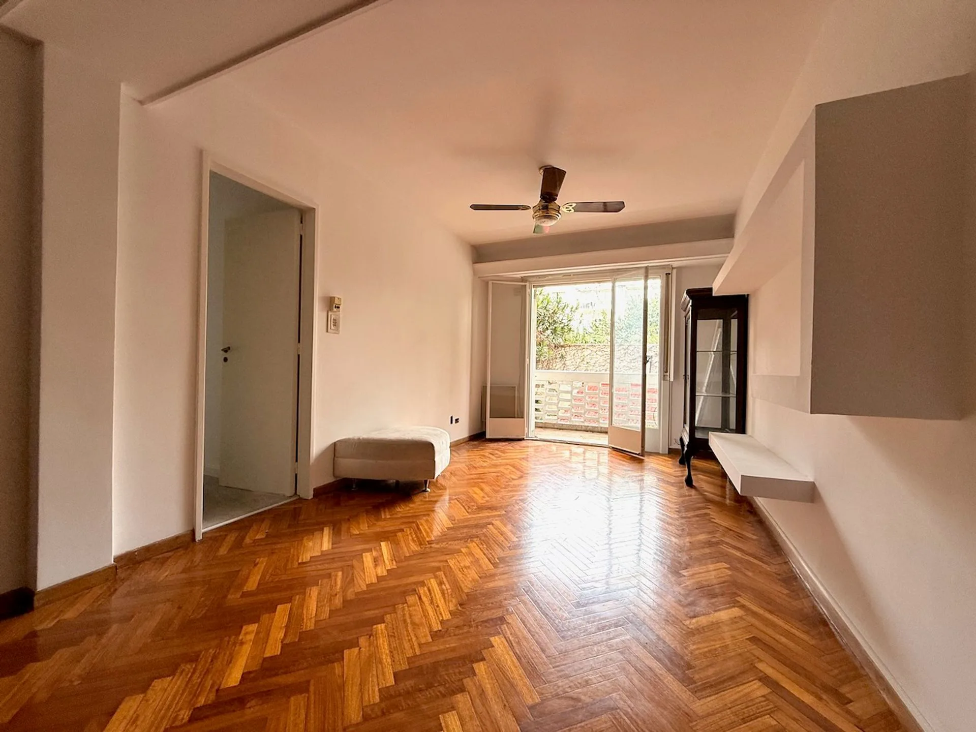 VENTA DEPTO 3 AMB BALCON 2 BAÑOS BELGRANO CREDITO foto 2