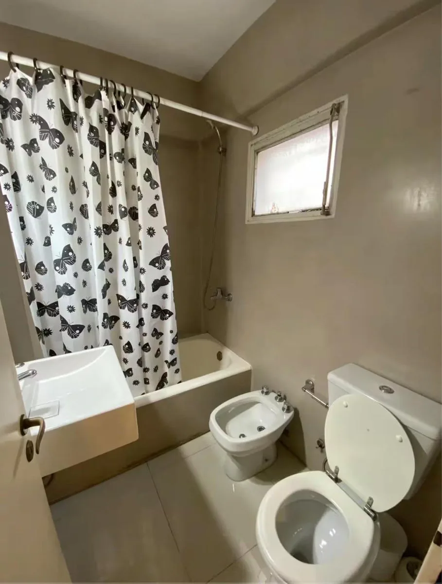 Práctico dos ambientes en Pacheco de Melo y Callao foto 4