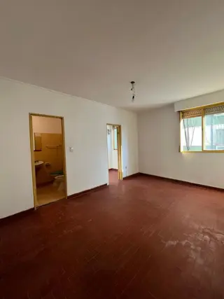 VENTA DEPARTAMENTO 2 AMBIENTES LATERAL - SUPER LUMINOSO - PISO ALTO - ELEODORO LOBOS 200 - CABALLITO foto 1