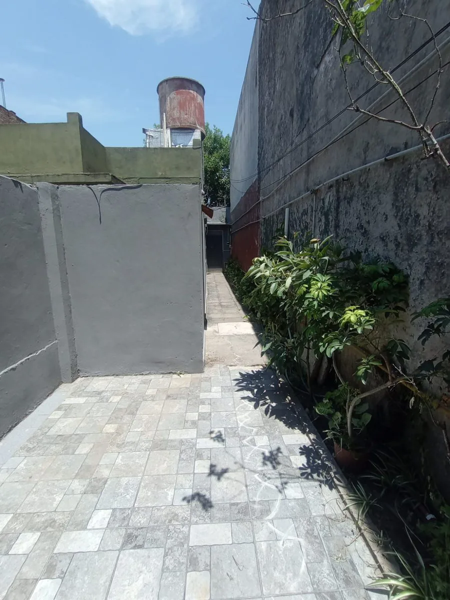 VENTA LOTE EN CASEROS OPORTUNIDAD foto 2
