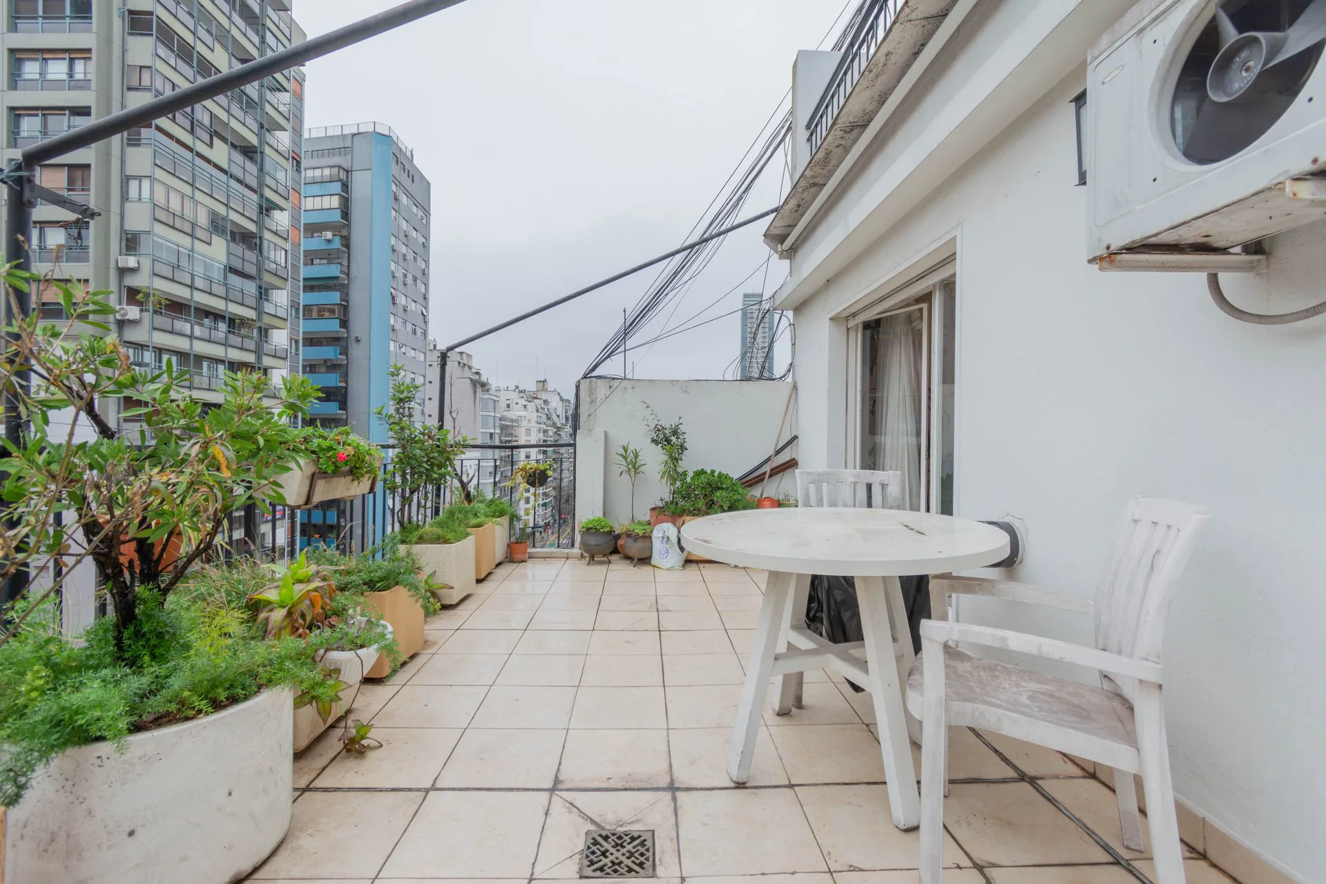 VENTA 3 AMB. CON TERRAZA - ALTO PALERMO.- foto 3
