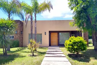 HERMOSA CASA EN VENTA EN COUNTRY SAN PATRICIO, MORENO FCO ALVAREZ foto 2