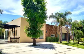 HERMOSA CASA EN VENTA EN COUNTRY SAN PATRICIO, MORENO FCO ALVAREZ foto 3