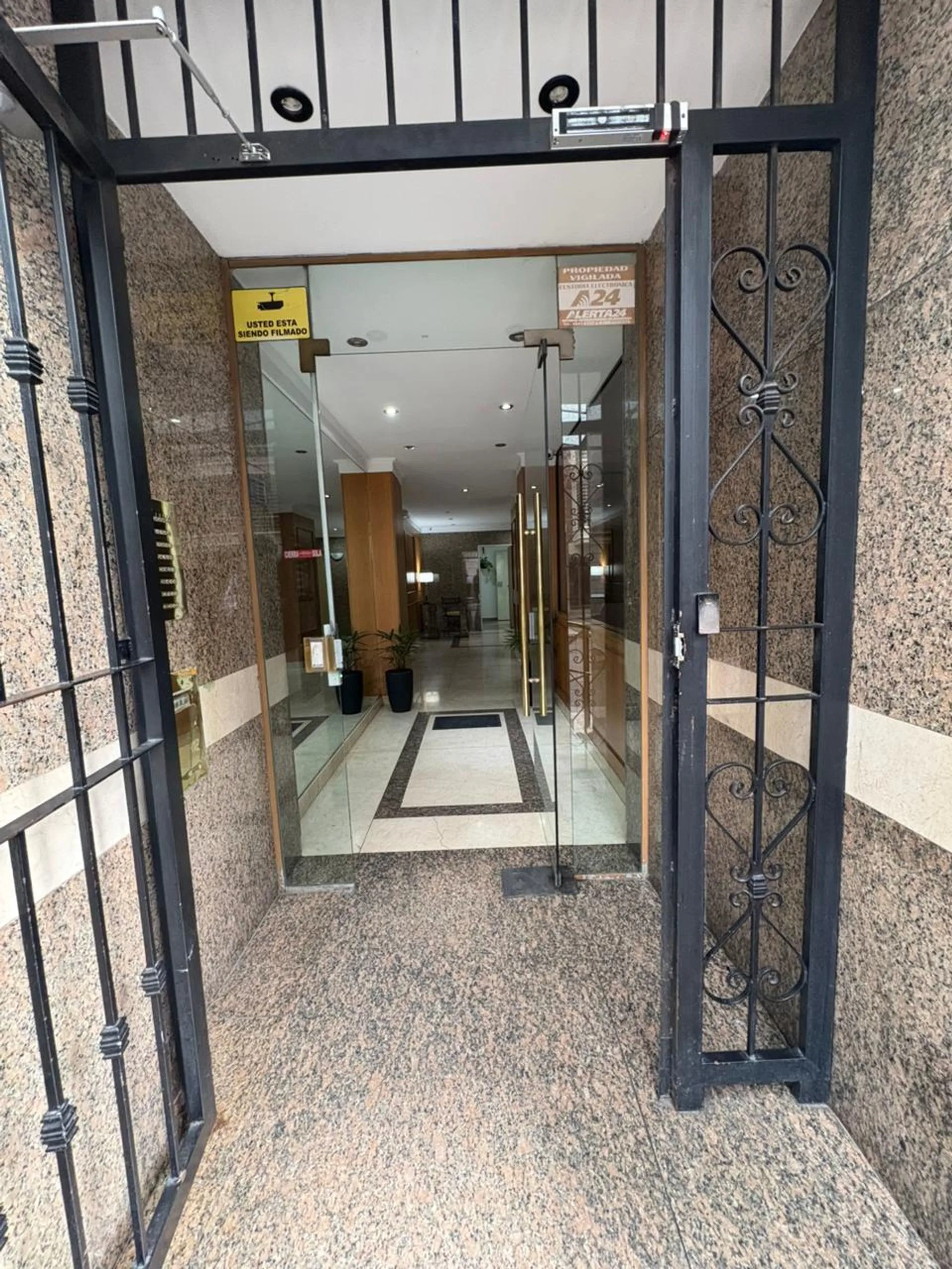 VENTA DEPARTAMENTO 4 AMB CON COCHERA  CABALLITO