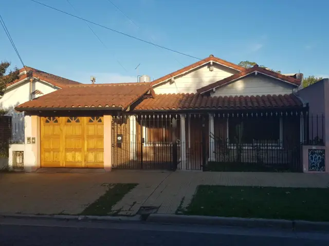 PROPIEDAD EN VENTA EN BELLA VISTA -APTA CREDITO