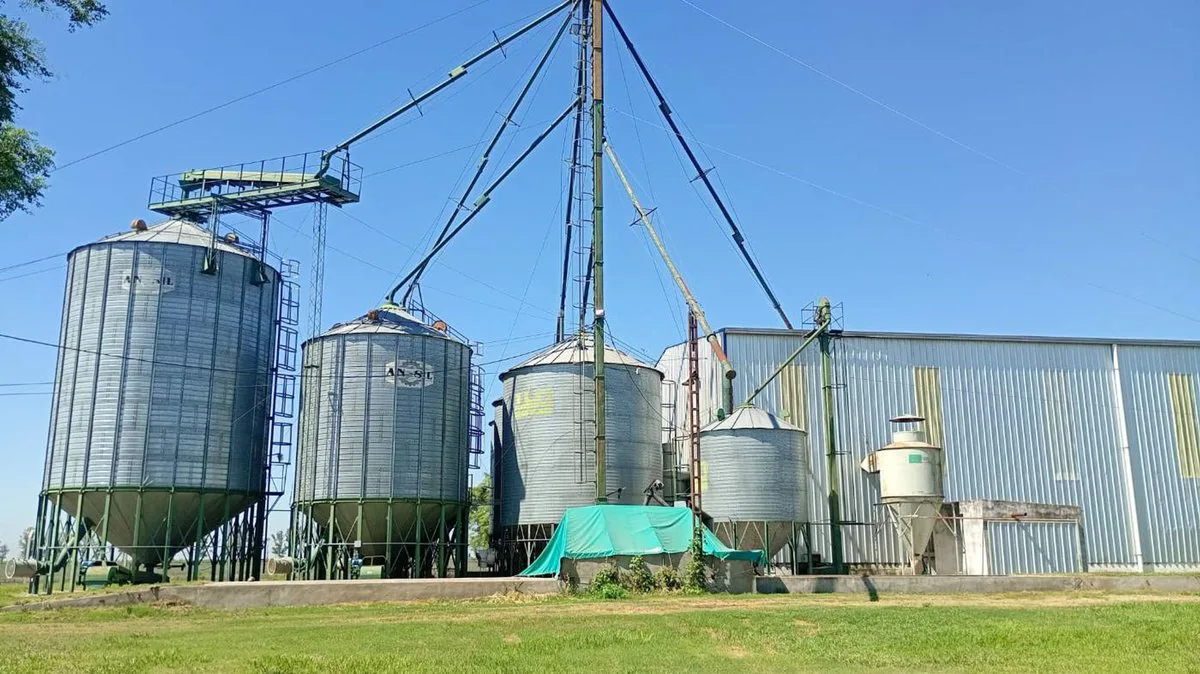 EN  VENTA PLANTA DE SILOS ACOPIO Y CLASIFICACION