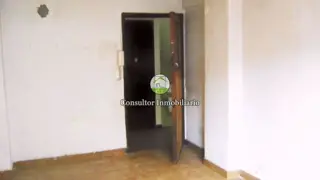 Luminoso Depto. sin Cocina c/Baño Compartido y Bajas Expensas en Balvanera foto 2