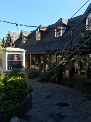 VENTA LOCAL COMERCIAL EN PASEO FLORIDO HURLINGHAM foto 5