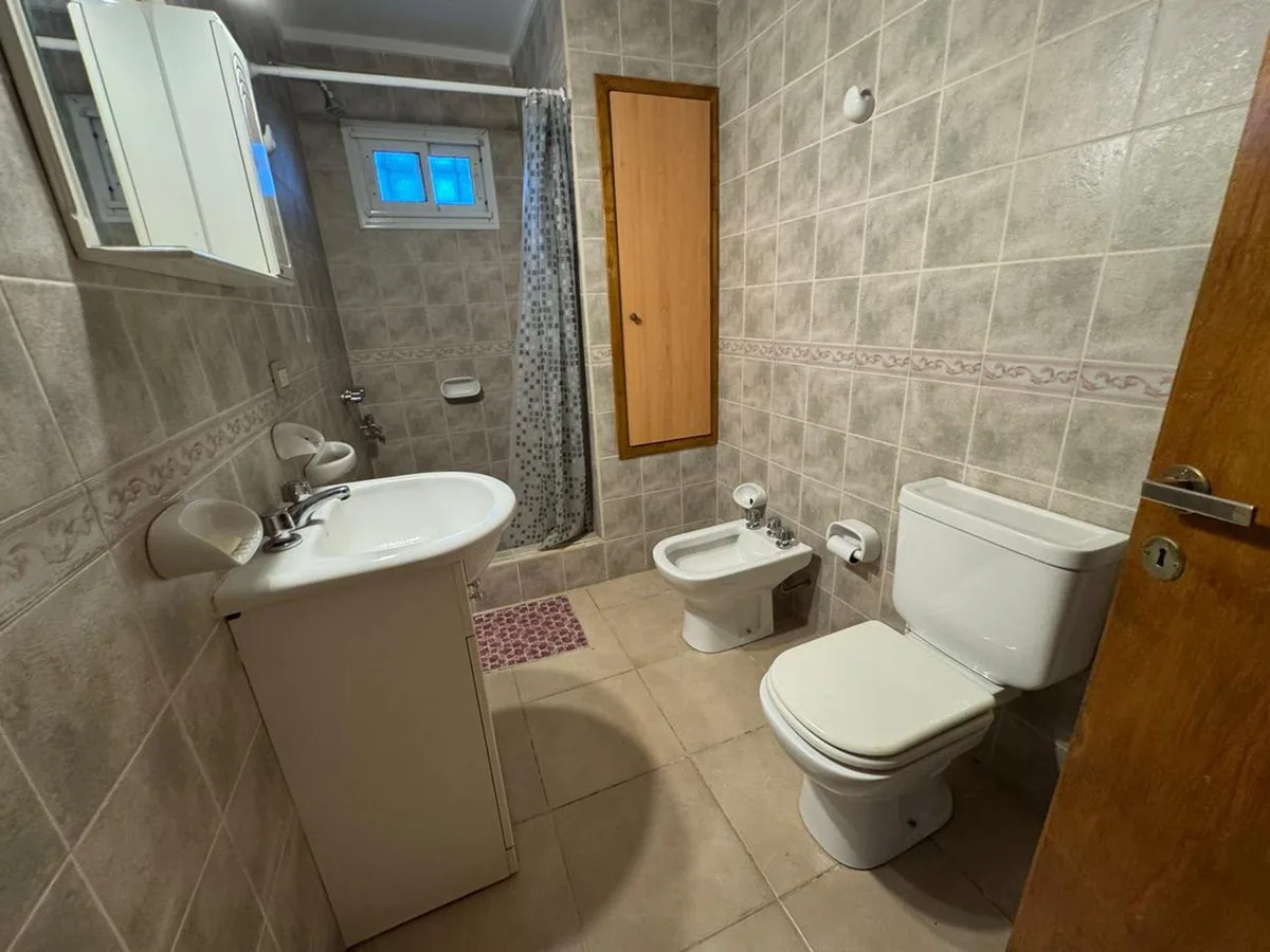 VENTA CASA 3 AMBIENTES con  PARQUE DE 727 mtrs foto 5