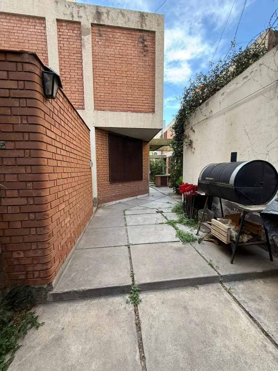 VENTA COMPLEJO DE DUPLEX EN CIUDAD - INVERSION foto 4