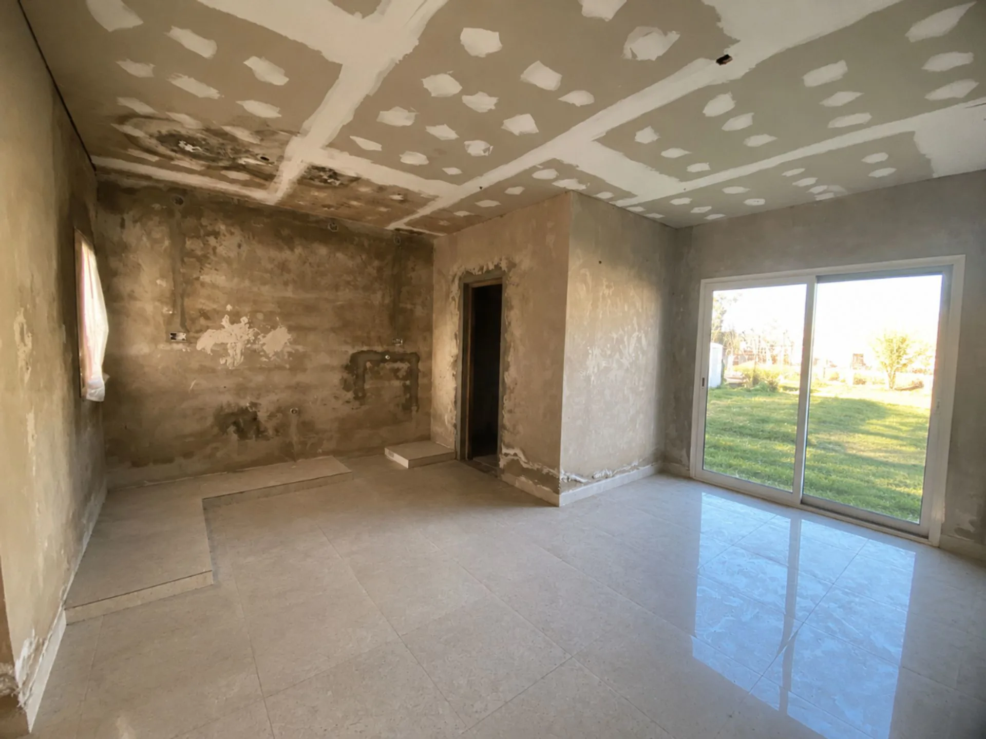 Casa 2 dormitorios en venta en  construcción foto 5