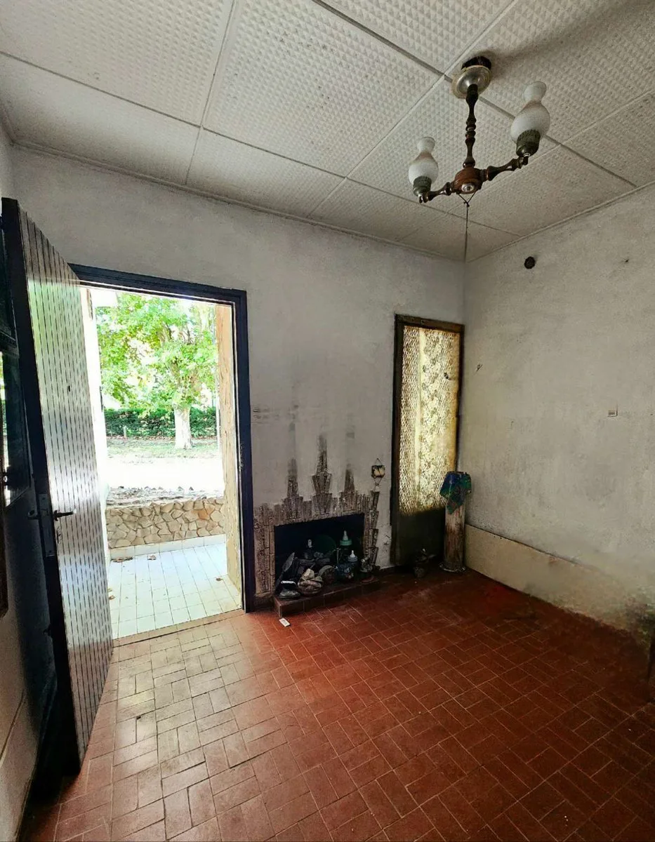 VENTA CASA 2 DORM+COMERCIO GRAL ROJO AP. CREDITO foto 5