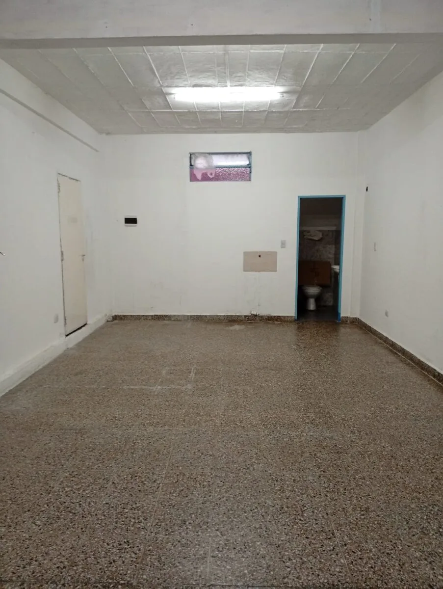 ALQUILER- LOCAL COMERCIAL, LAFERRERE foto 3