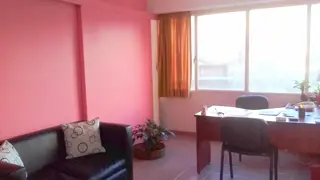 *NUEVO PRECIO* Oficina en Venta en Monserrat 3 despachos baño cocina 53 m2. Hipolito Yrigoyen 1400 foto 2