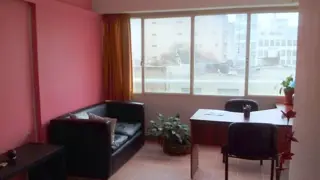 *NUEVO PRECIO* Oficina en Venta en Monserrat 3 despachos baño cocina 53 m2. Hipolito Yrigoyen 1400 foto 5
