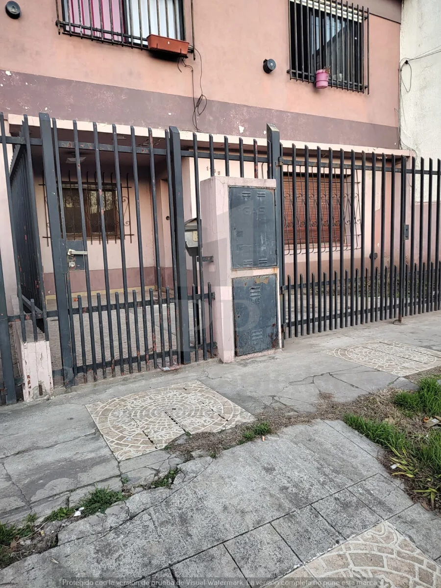 PH 3 AMBIENTES CASTELAR foto 3