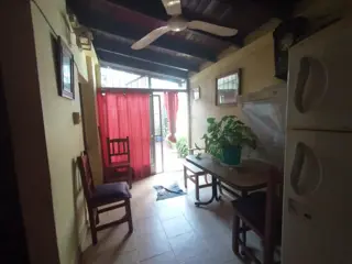 PH FONDO CON 2 DORMITORIOS (1 CON AIRE ACONDICIONADO), PATIO Y LAVADERO CUBIERTO. foto 1