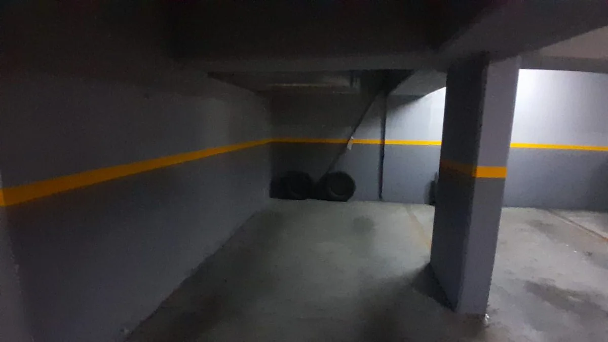 Venta cochera fija foto 5