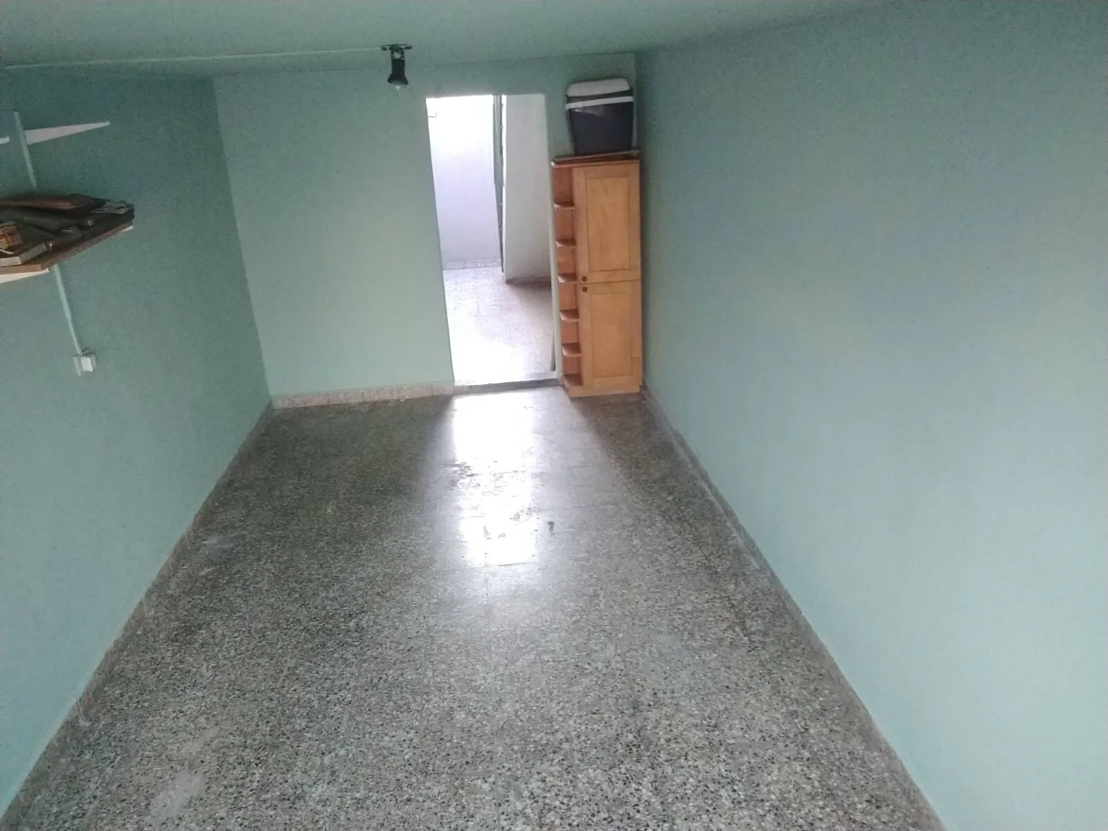 Venta PH tipo casa con garaje y patio en Morón foto 3