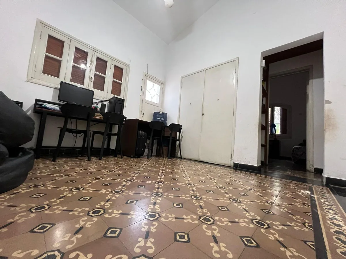 SE VENDE CASA SOBRE CALLE MAIPU 5 AMBIENTES foto 5