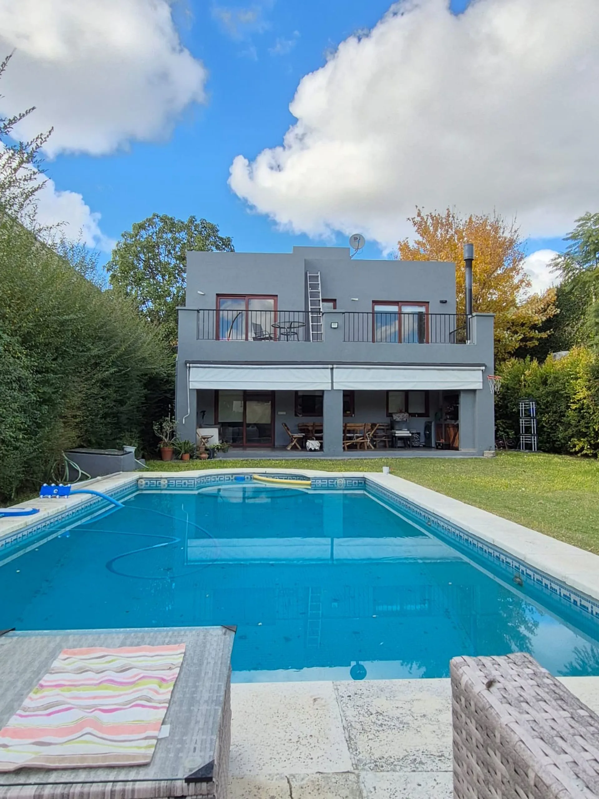 VENTA CASA. BARRIO BARRANCAS DE SANTA MARIA. TIGRE foto 3