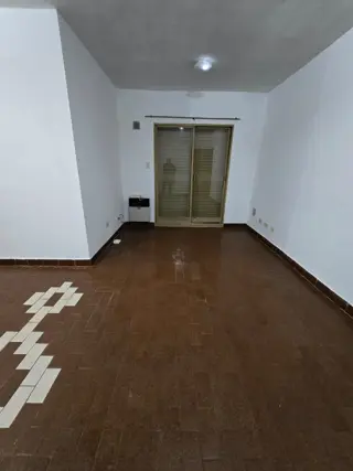 ALQUILER DE DEPARTAMENTO 3 AMBIENTES EN BARRIO COCA COLA - MONTE GRANDE - PRIMER PISO foto 3