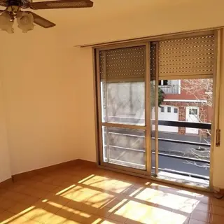 Se vende Departamento con 2 dormitorios en francia al 1400 foto 2