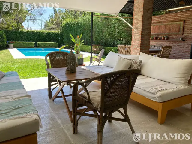 EXCELENTE CASA ALQUILER ENERO 2027 - SAN ISIDRO - BARRIO SAN ISIDRO CATEDRAL