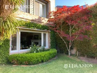 EXCELENTE CASA ALQUILER ENERO 2027 - SAN ISIDRO - BARRIO SAN ISIDRO CATEDRAL foto 4