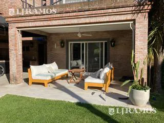 EXCELENTE CASA ALQUILER ENERO 2027 - SAN ISIDRO - BARRIO SAN ISIDRO CATEDRAL foto 5