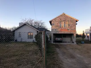Casa en Venta en barrio Comahue Golf Club Neuquén foto 2