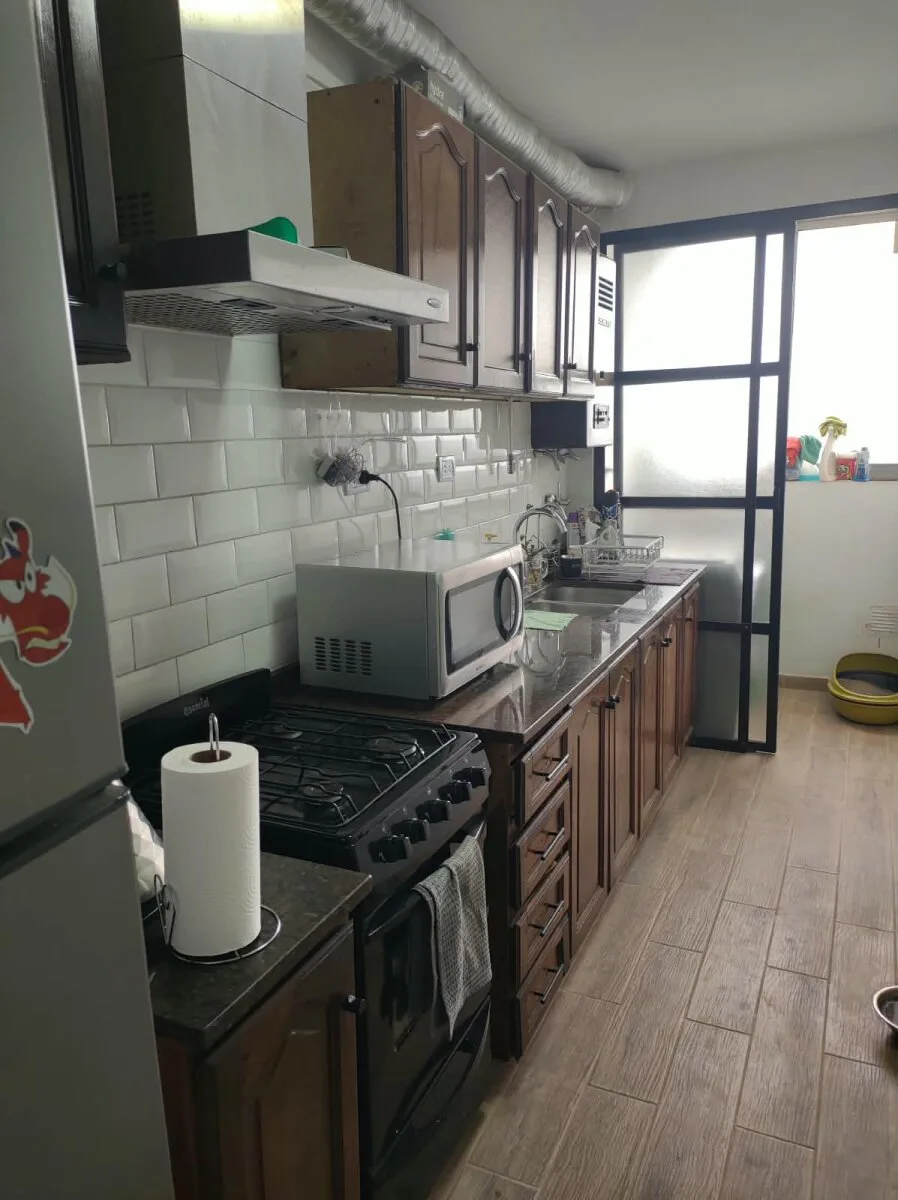 Departamento de 2 ambientes muy bien ubicado foto 3