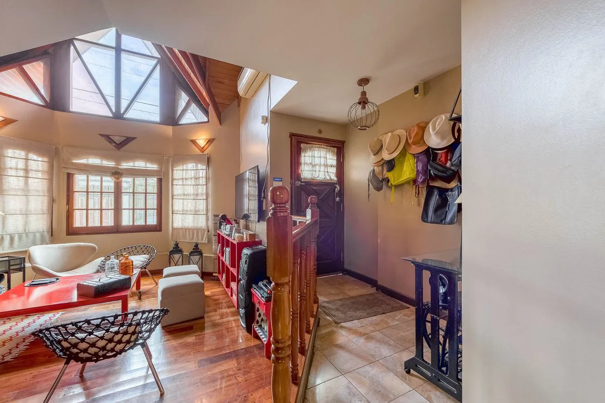 OPORTUNIDAD CASA C/ JARDIN QUINCHO BERNAL QUILMES foto 3