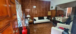 VENTA VIVIENDA MULTIFAMILIAR EN ZONA CHILAVERT foto 2